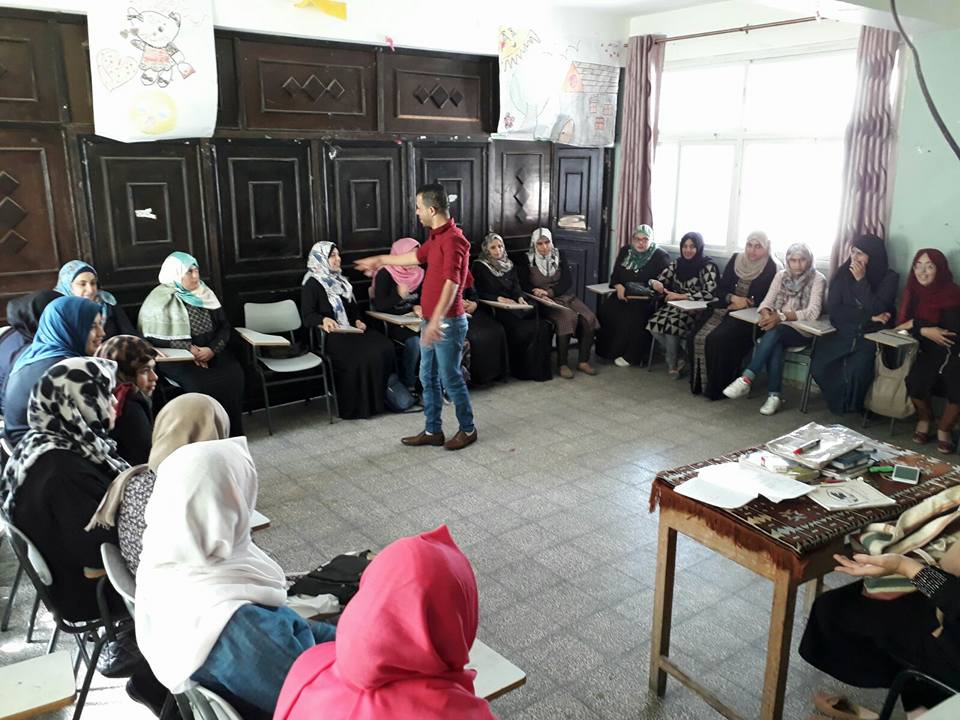 جمعية المرأة العاملة للتنمية تعقد لقاءً توعويا حول علاج النطق ومشاكل الكلام
